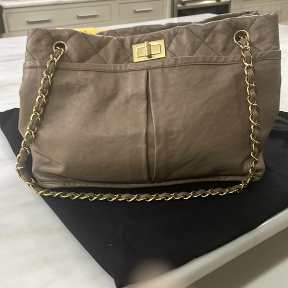 Authentic Chanel bag - Picture 1 of 6